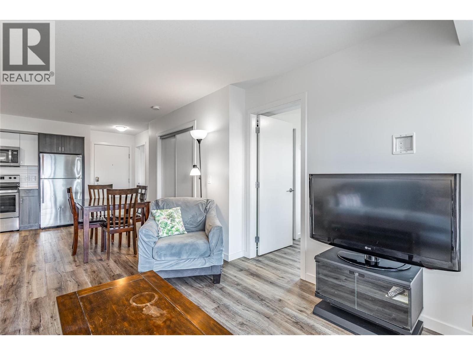 725 Academy Way Unit# 222
