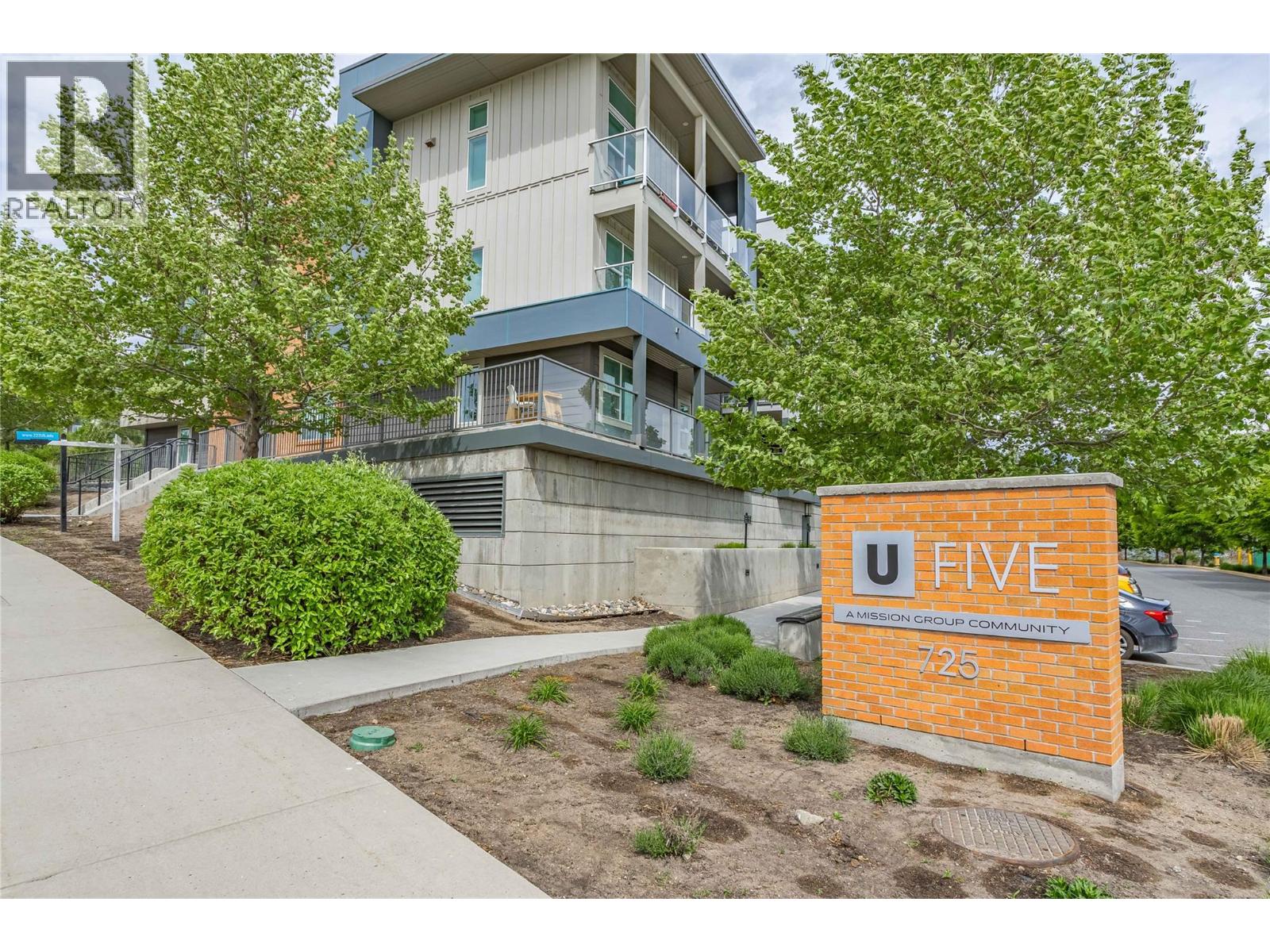 725 Academy Way Unit# 222