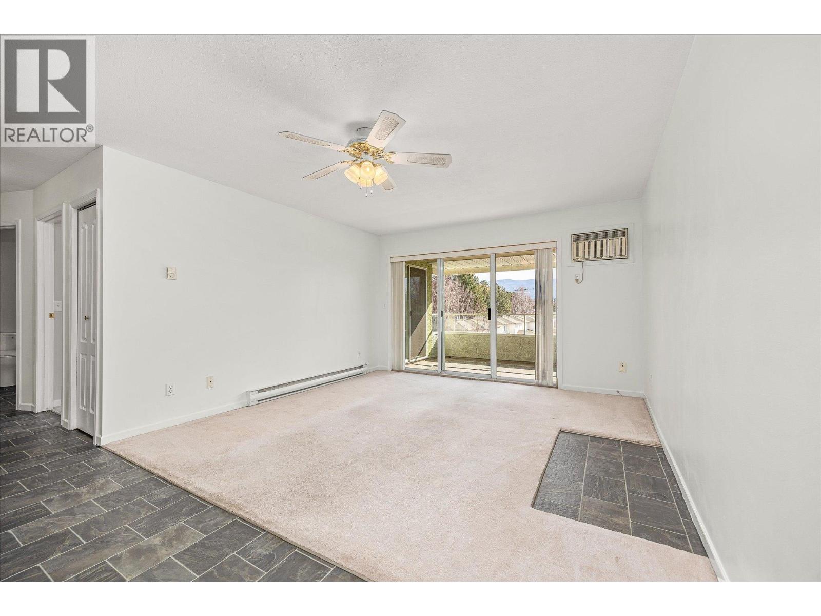 780 Houghton Road Unit# 406