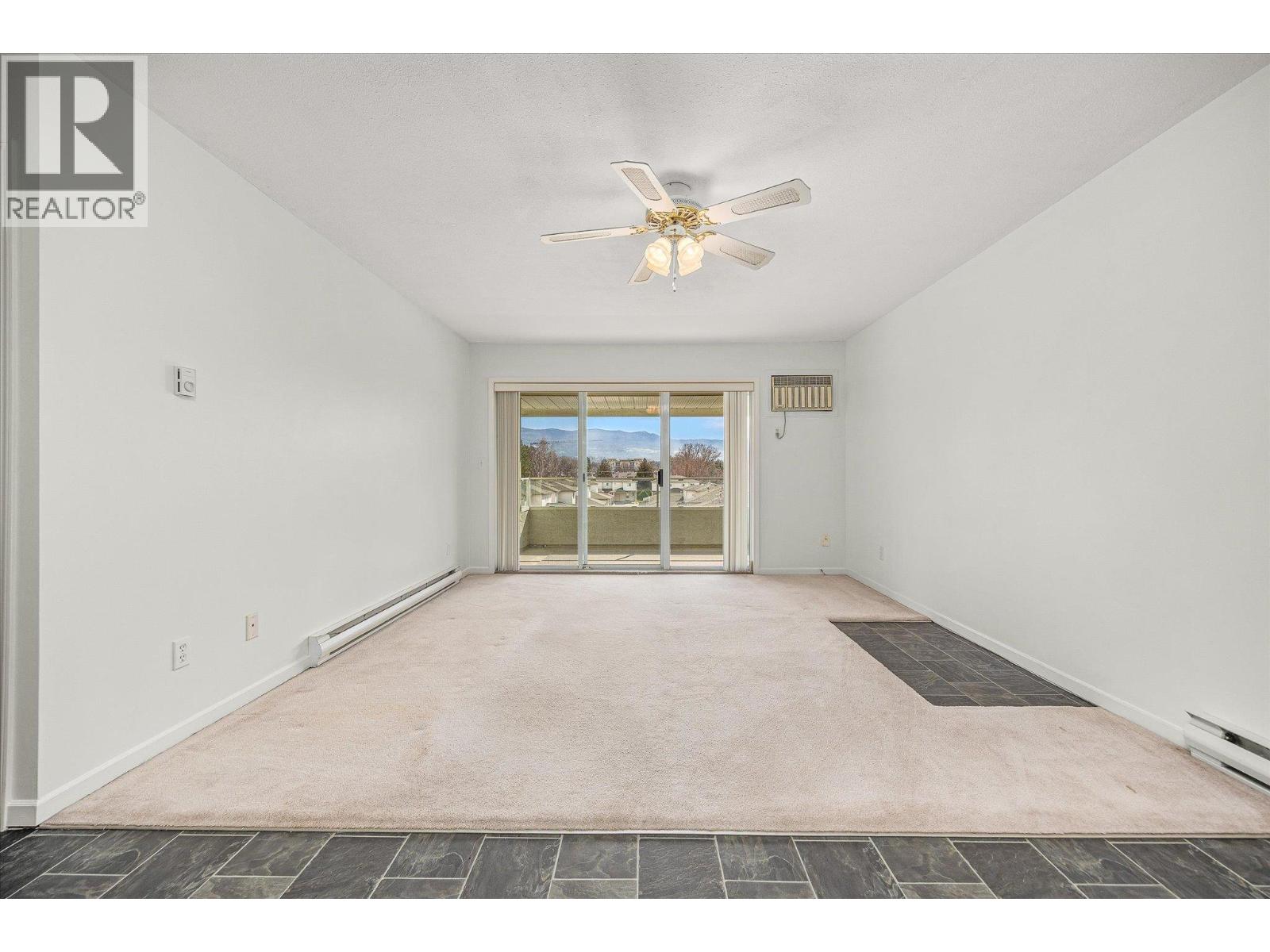 780 Houghton Road Unit# 406