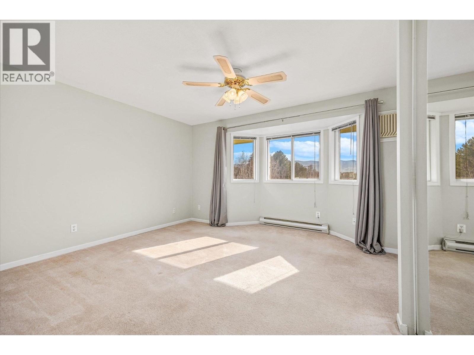 780 Houghton Road Unit# 406
