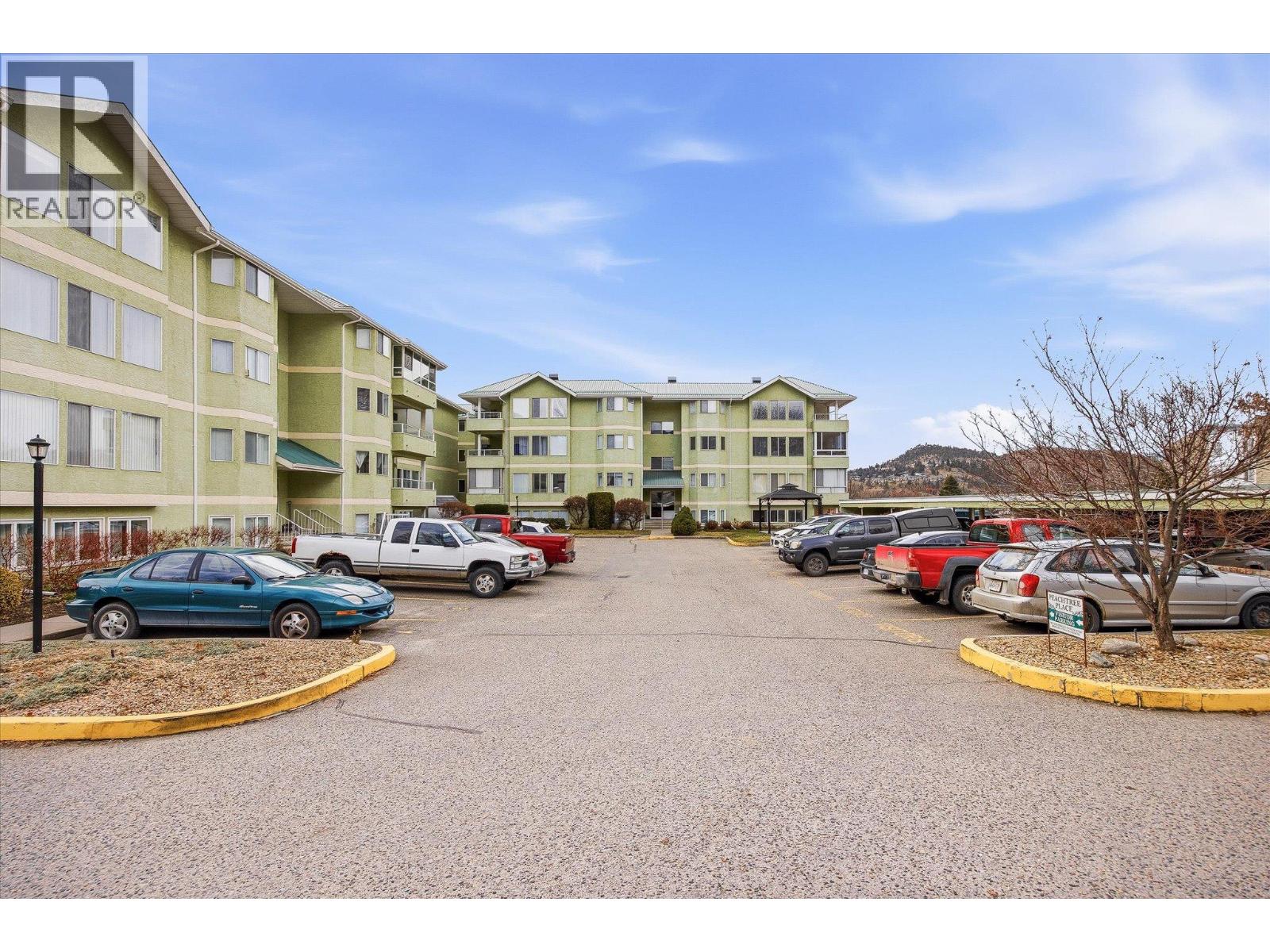 780 Houghton Road Unit# 406