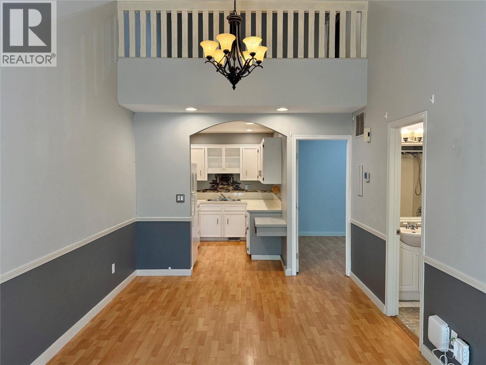 3155 gordon Drive Unit# 404