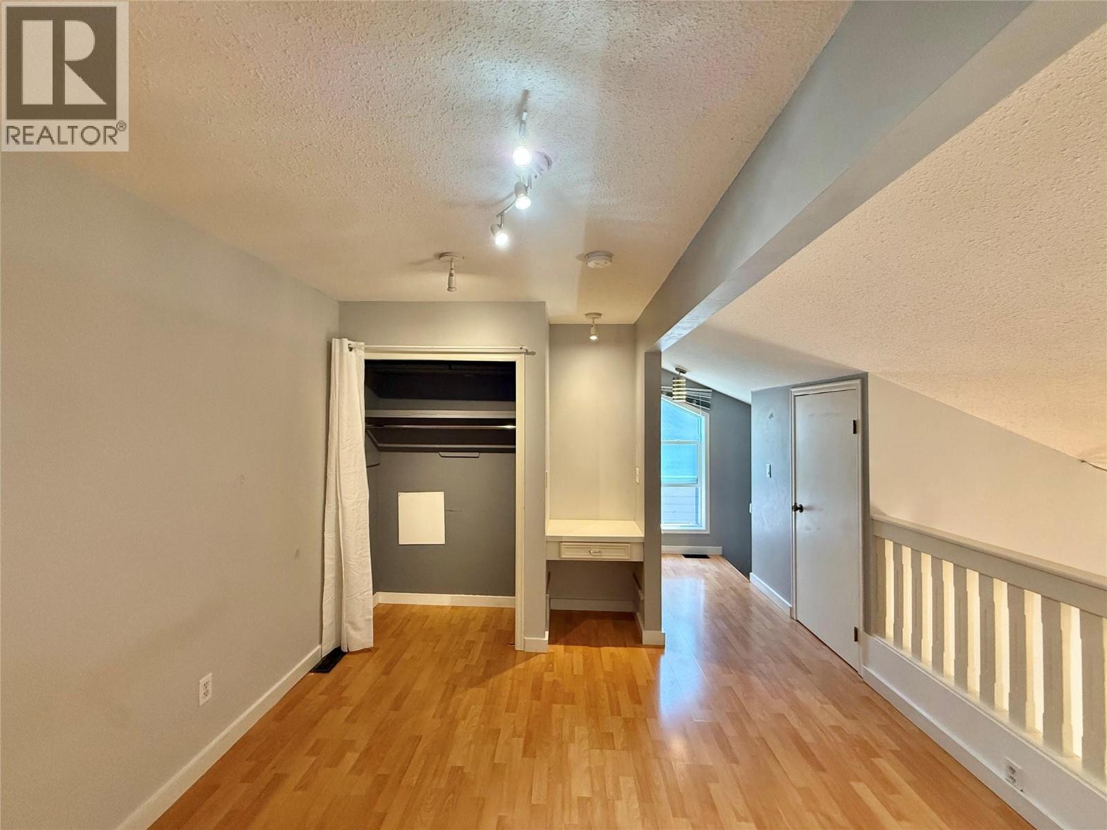 3155 gordon Drive Unit# 404