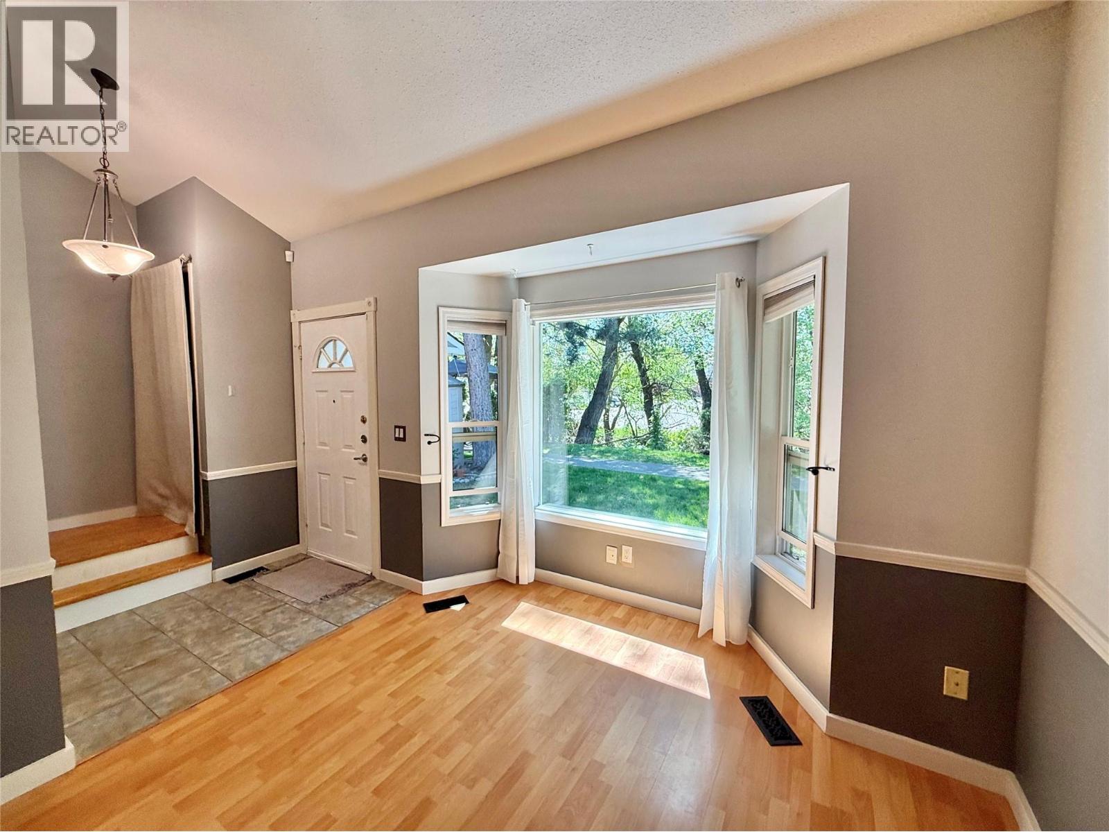 3155 gordon Drive Unit# 404