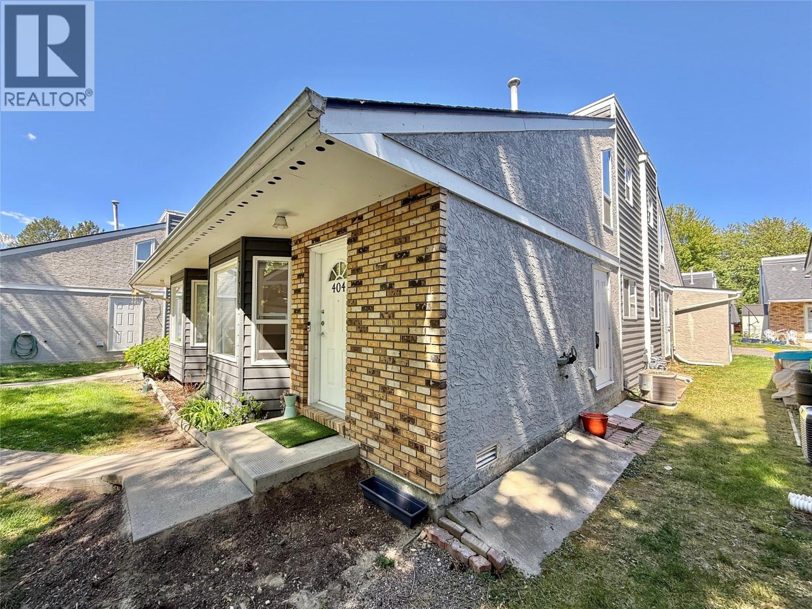 3155 gordon Drive Unit# 404
