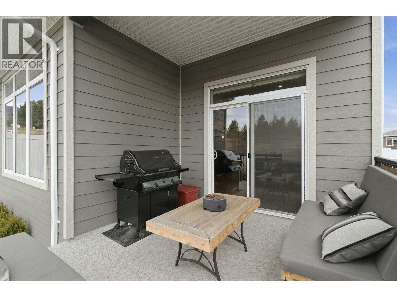 3355 Hawks Crescent