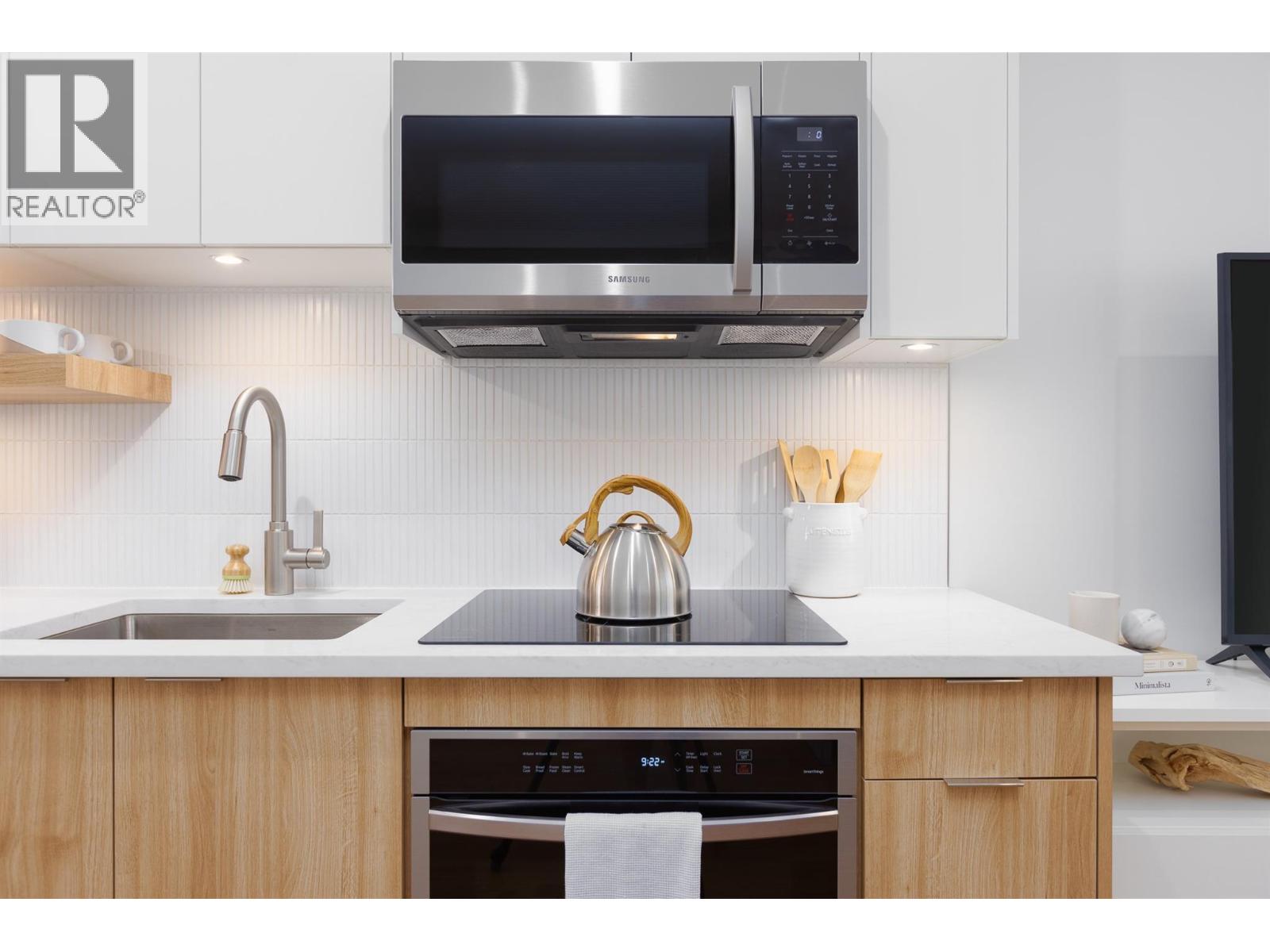 1281 Pridham Avenue Unit# 103 Lot# 3