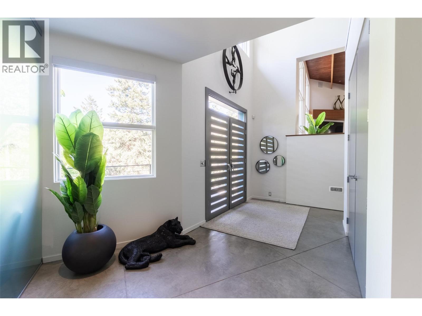 324 Clifton Road