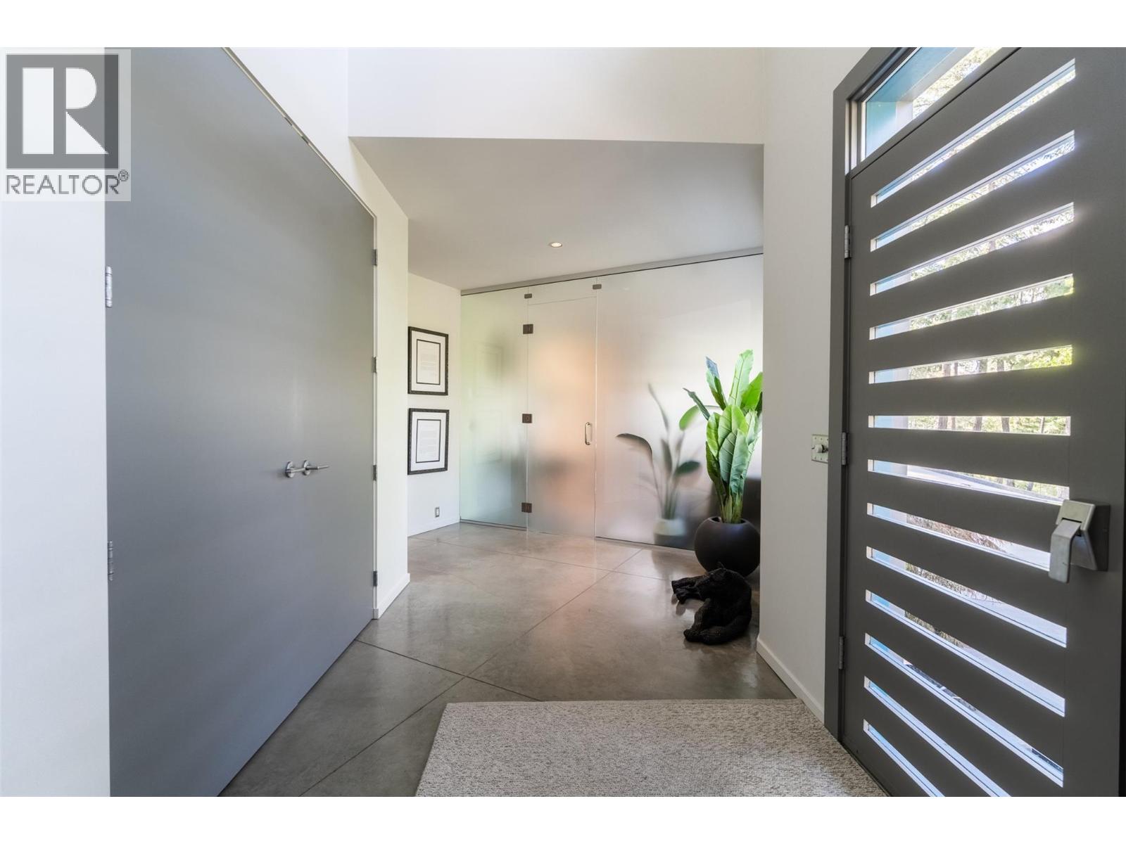 324 Clifton Road