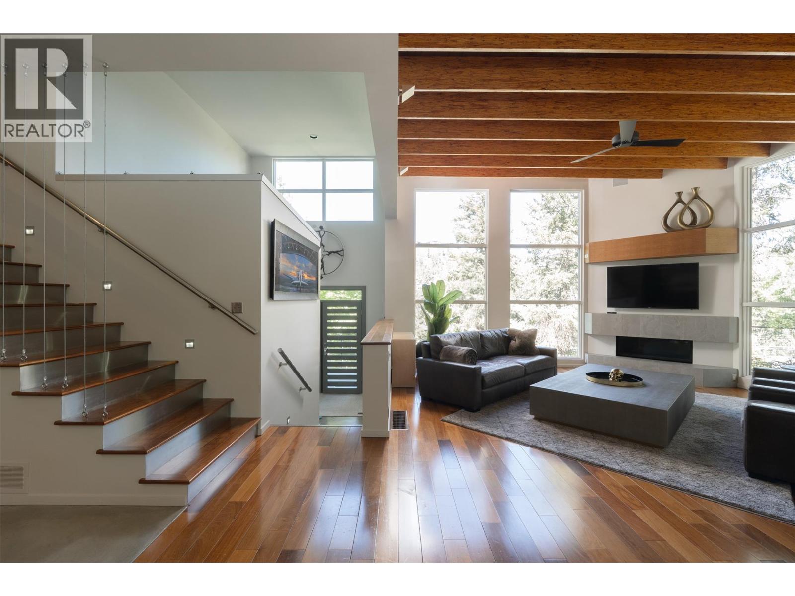 324 Clifton Road