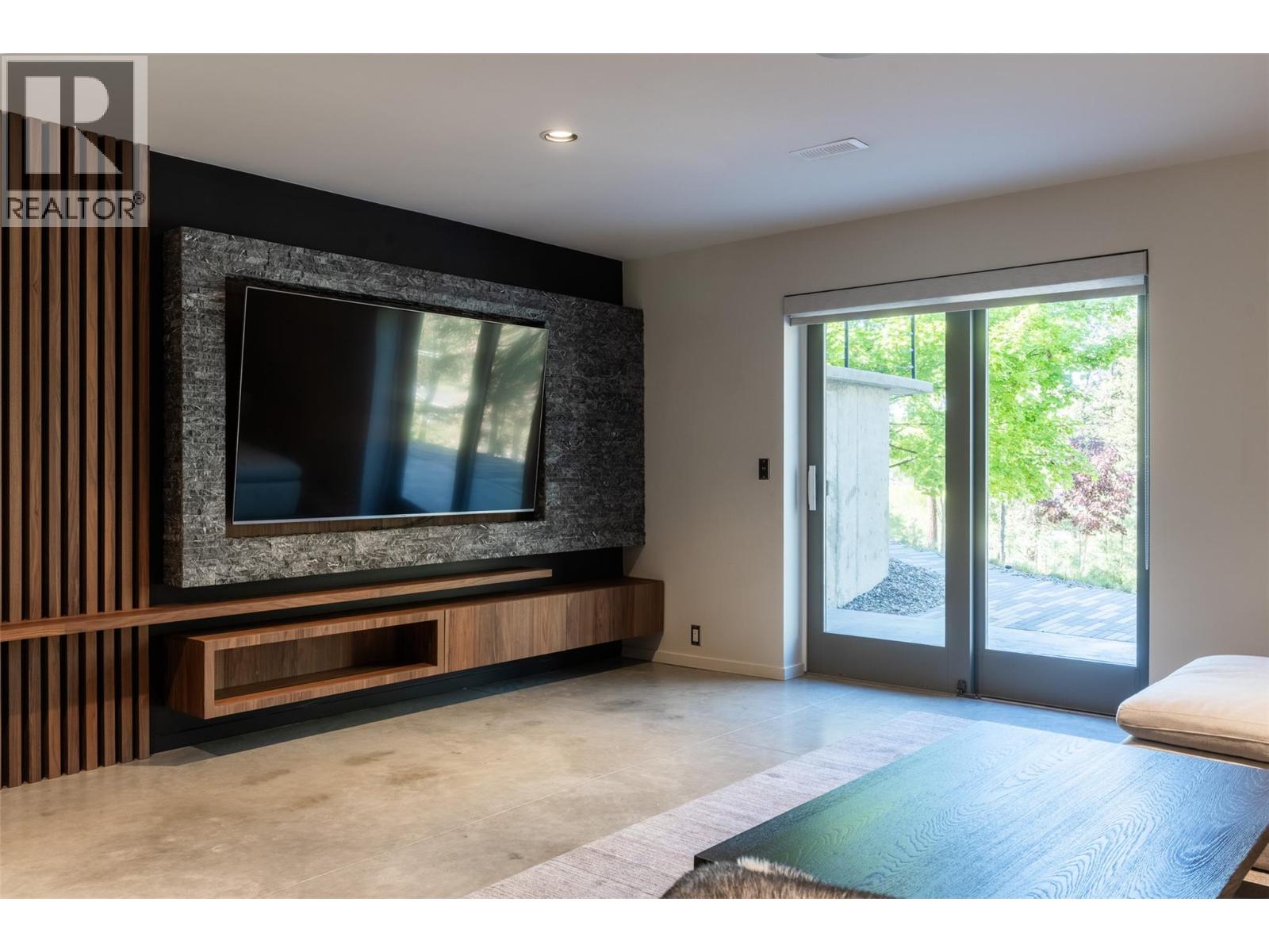 324 Clifton Road
