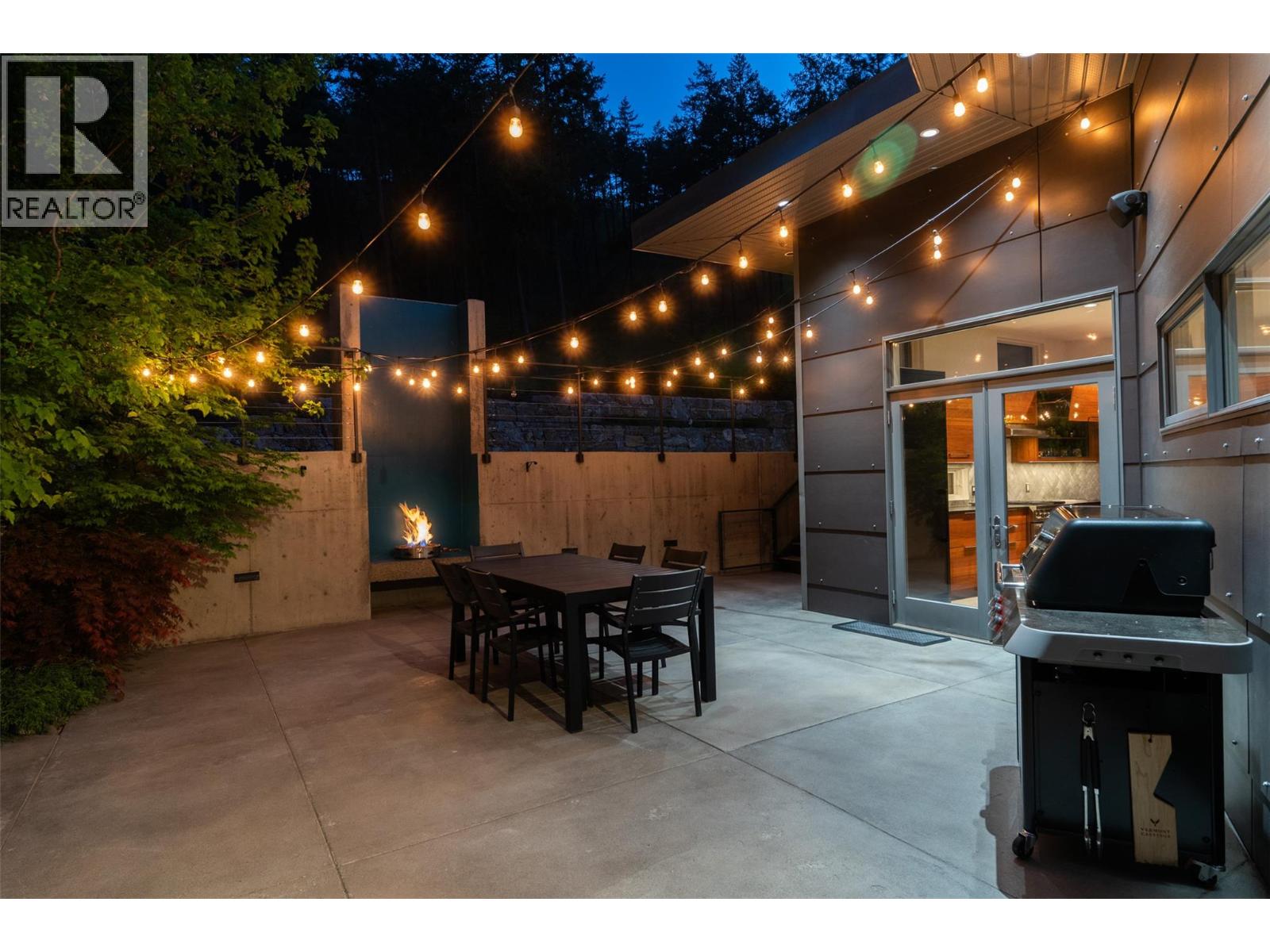 324 Clifton Road