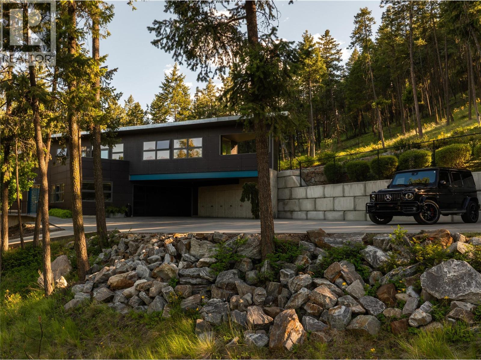 324 Clifton Road