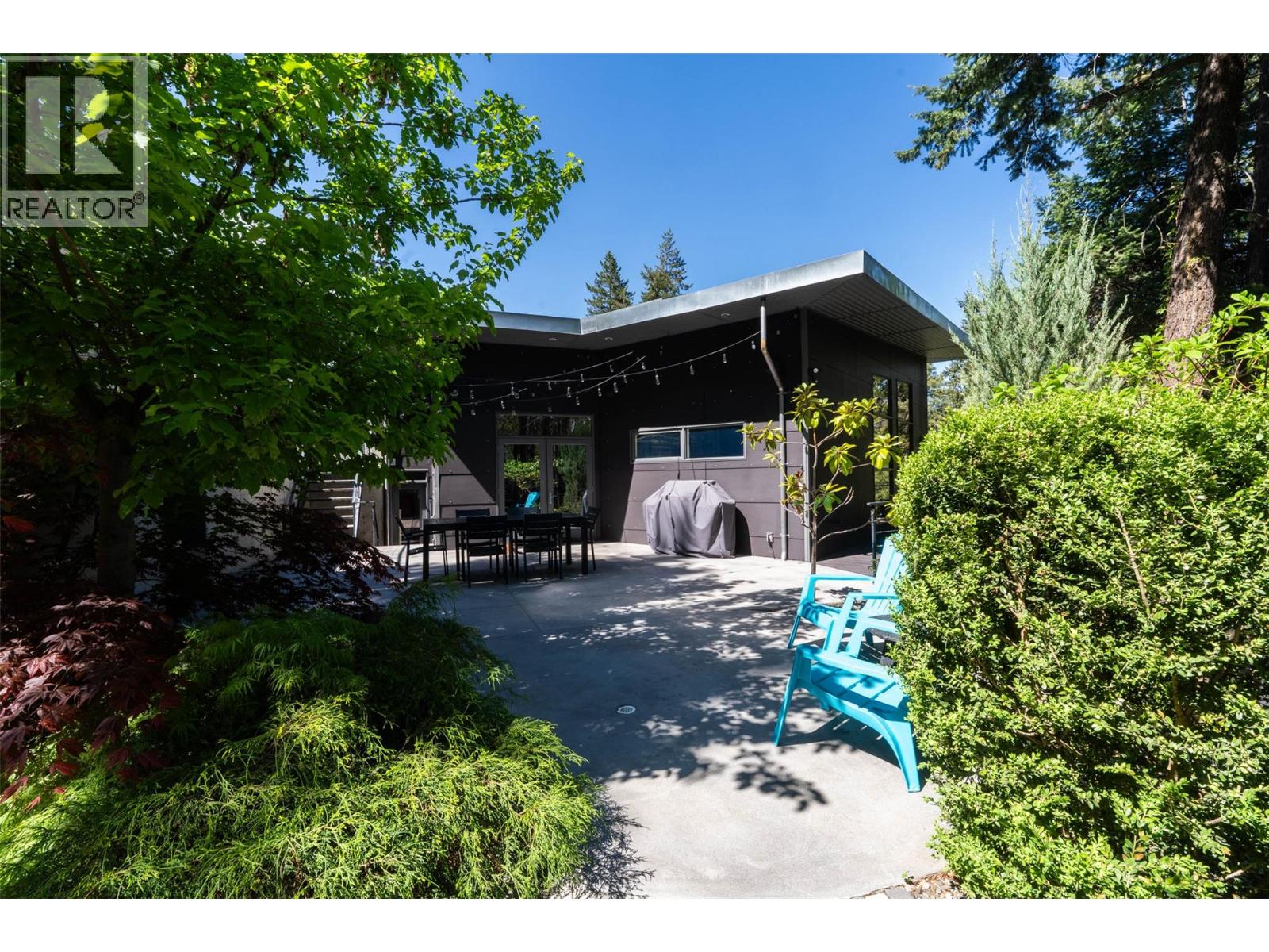 324 Clifton Road