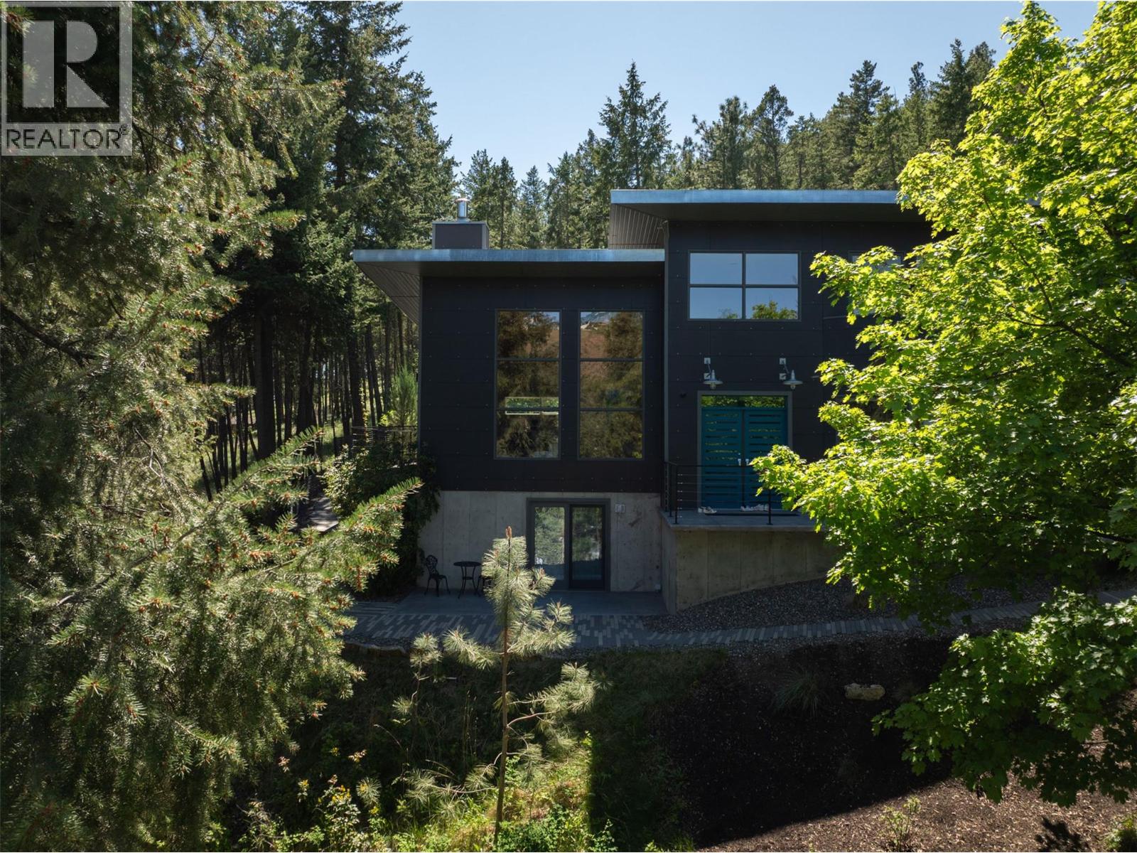 324 Clifton Road