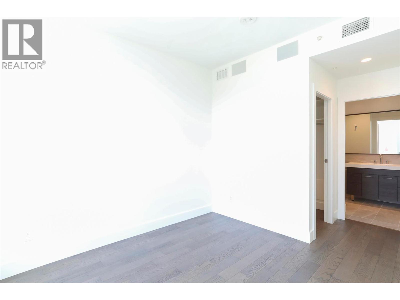1181 Sunset Drive Unit# 807