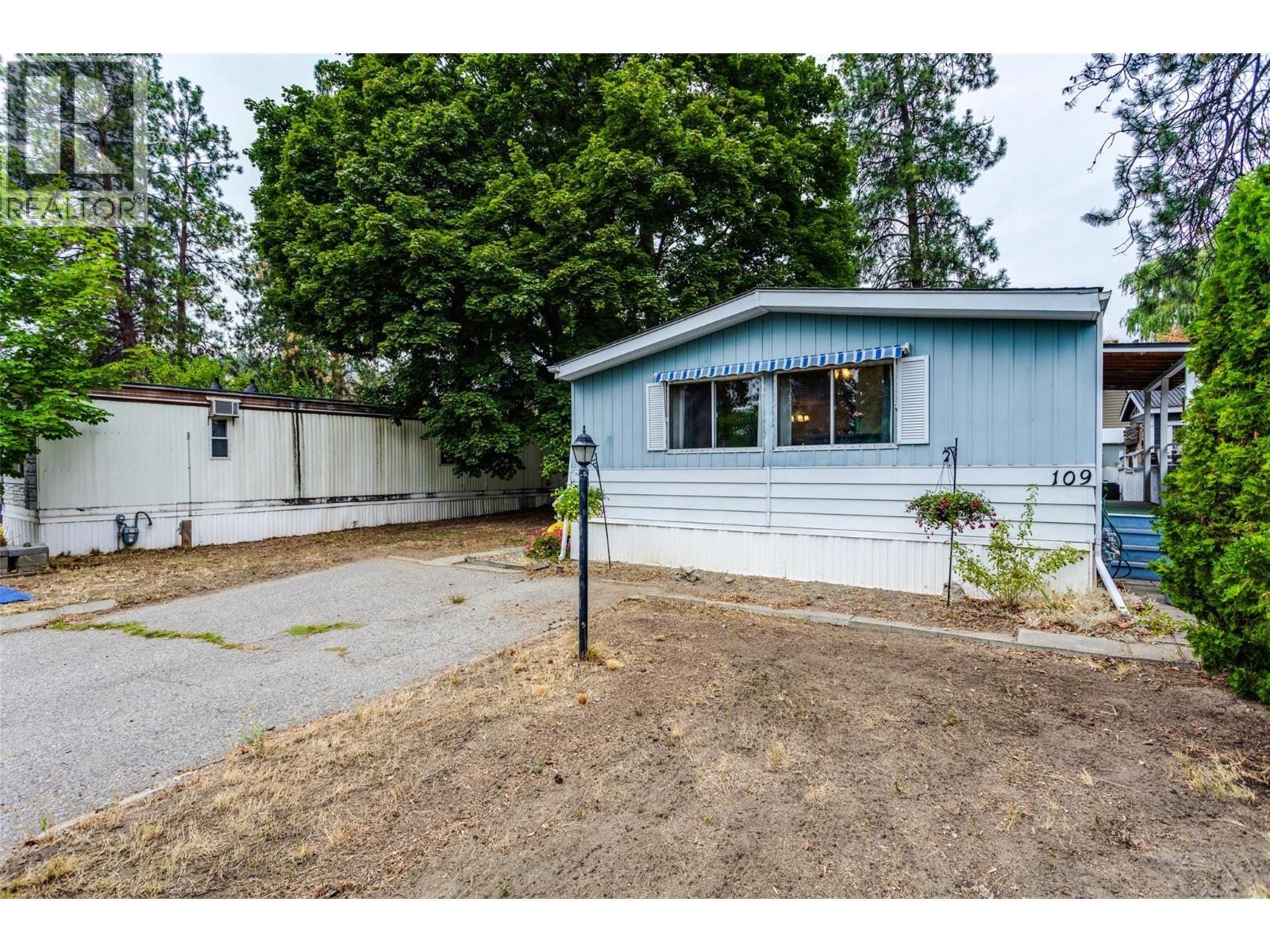 1999 97 Highway S Unit# 109
