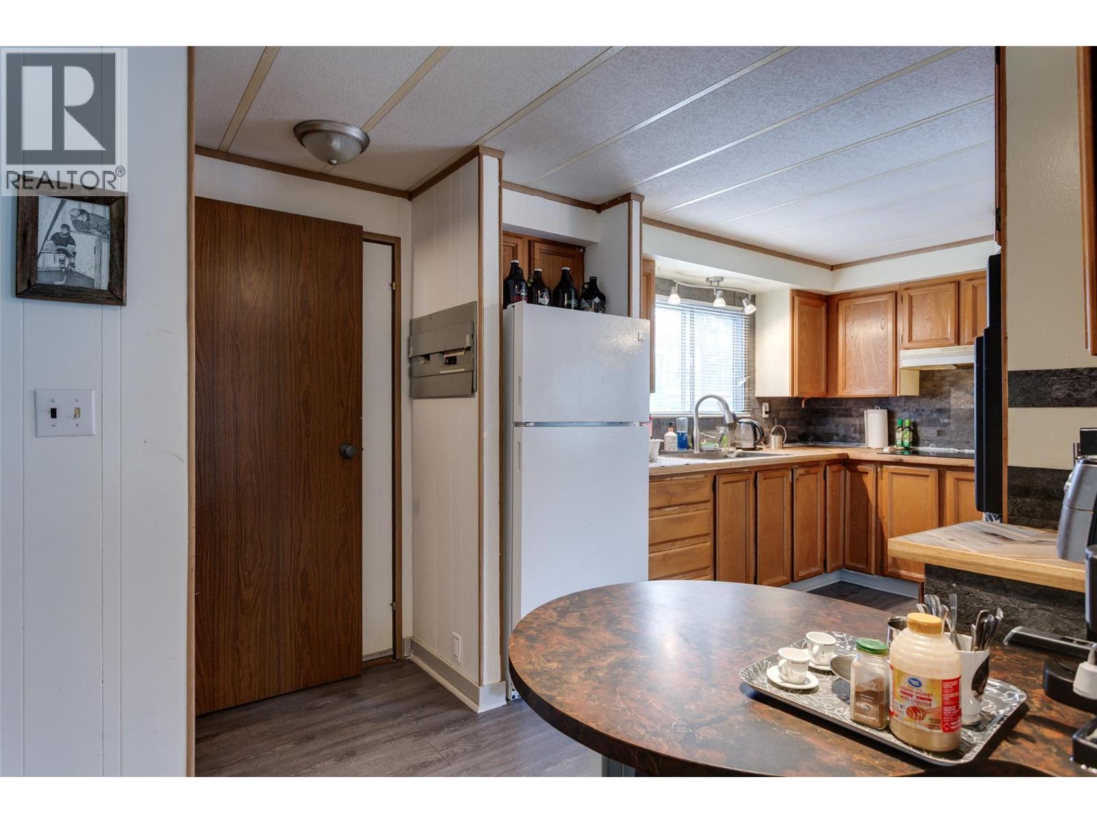1999 97 Highway S Unit# 109
