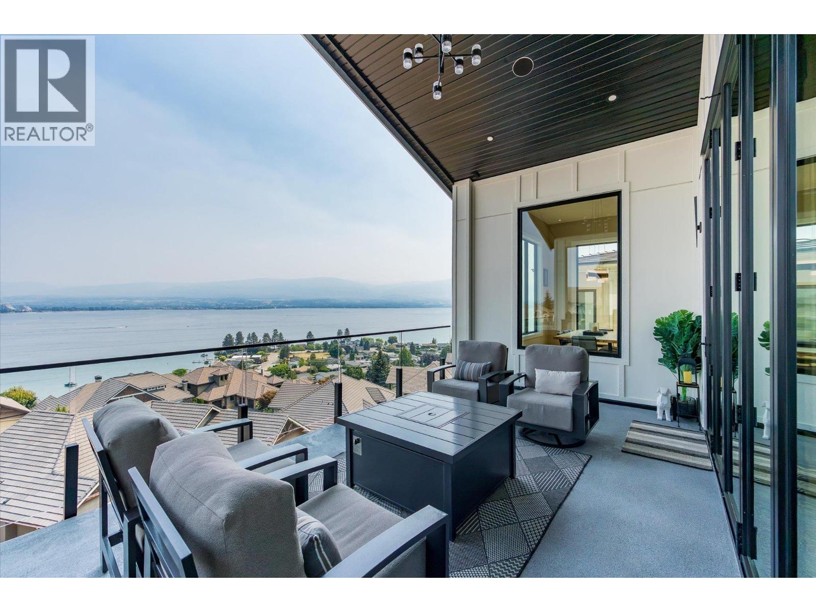 2585 Casa Palmero Drive