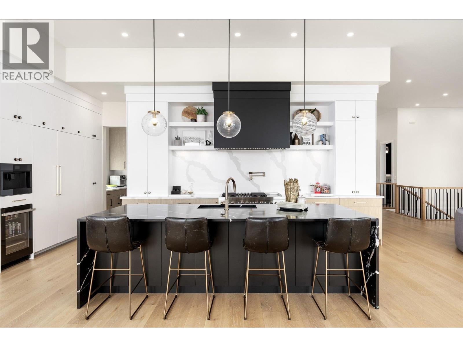 2585 Casa Palmero Drive