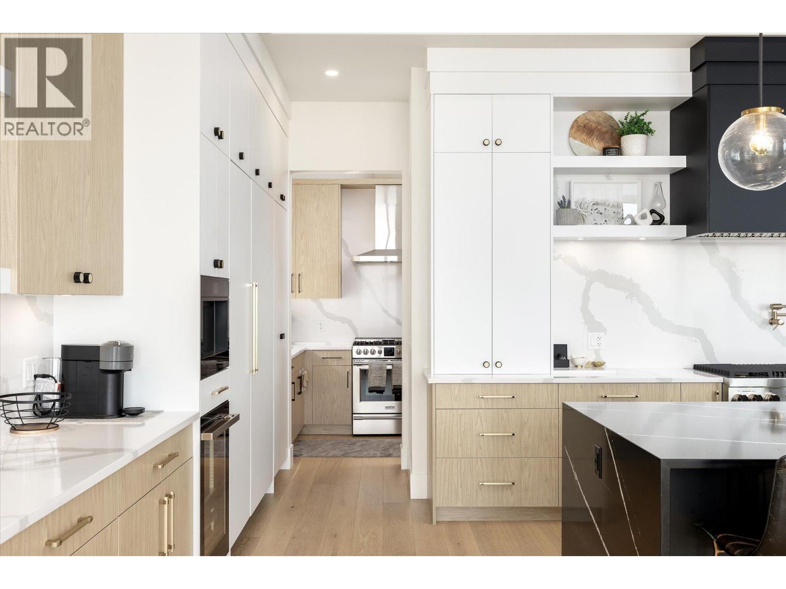 2585 Casa Palmero Drive