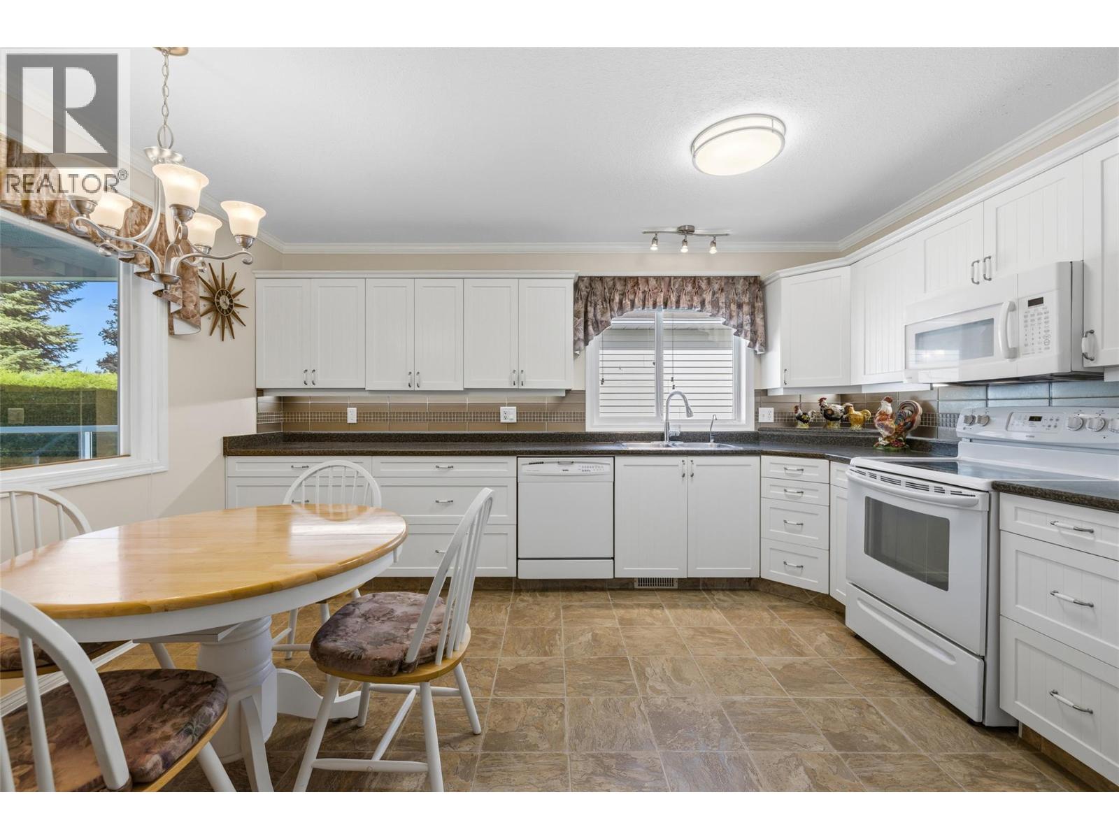 1255 RAYMER Avenue Unit# 548