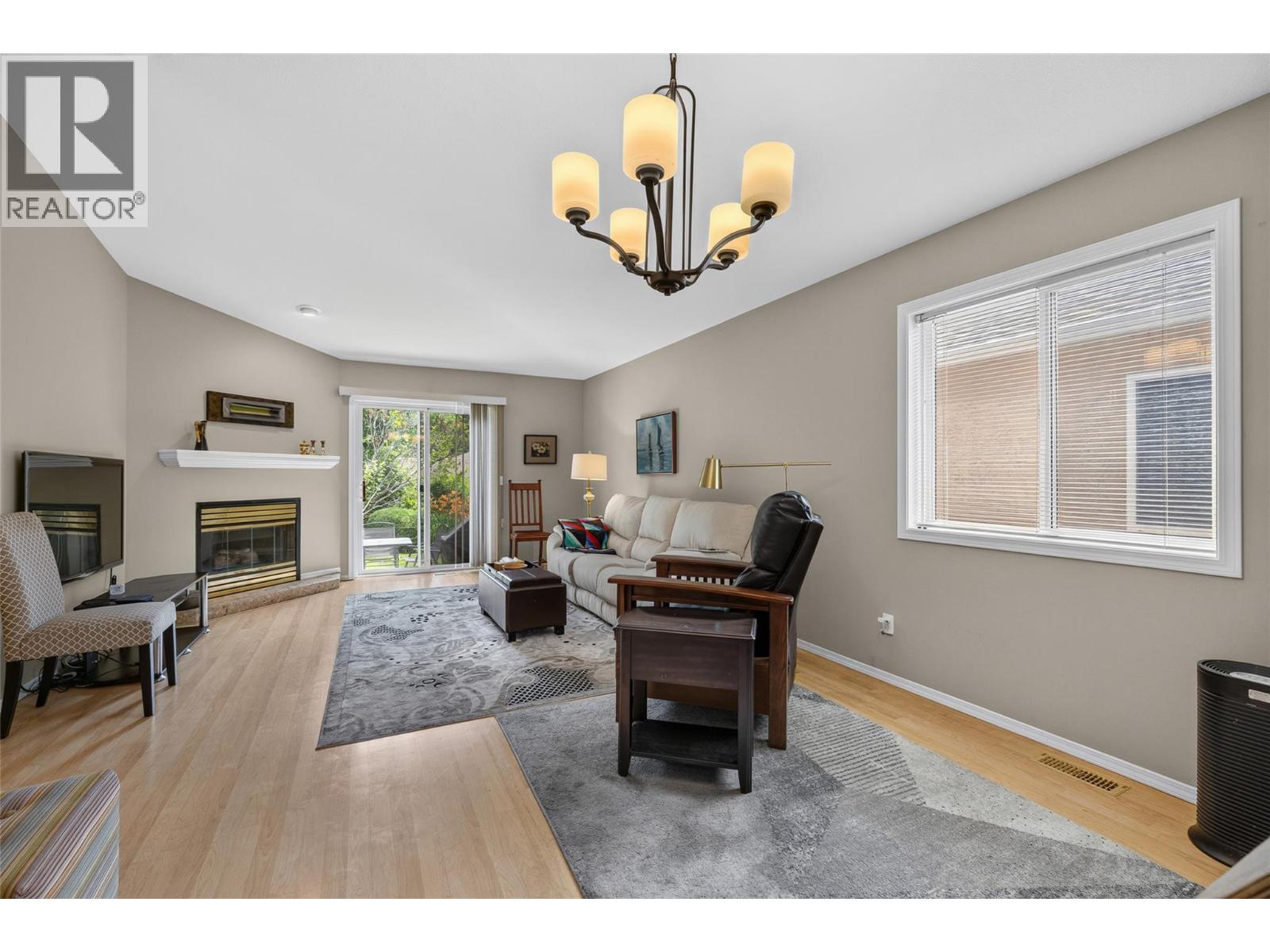 2210 LOUIE Drive Unit# 91