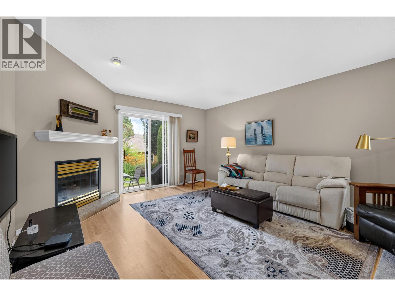 2210 LOUIE Drive Unit# 91