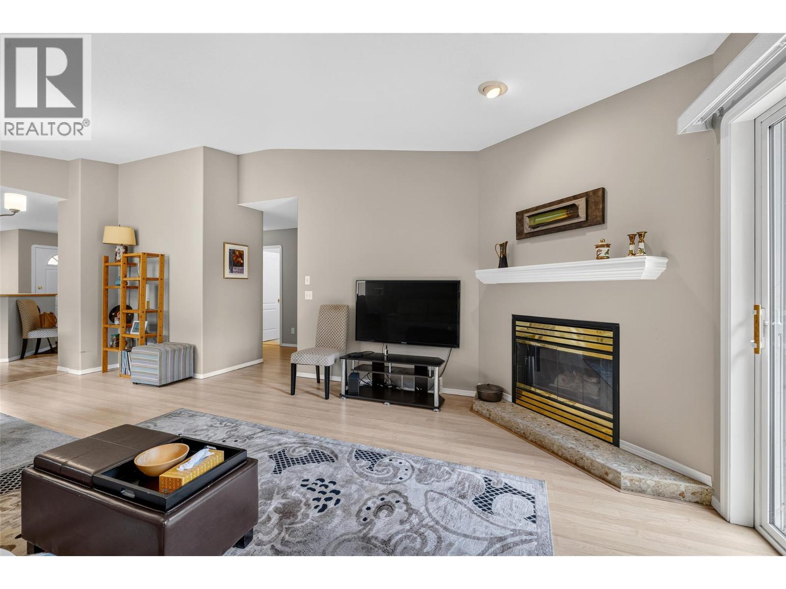 2210 LOUIE Drive Unit# 91