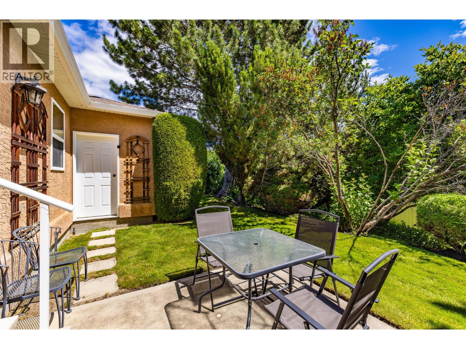 2210 LOUIE Drive Unit# 91