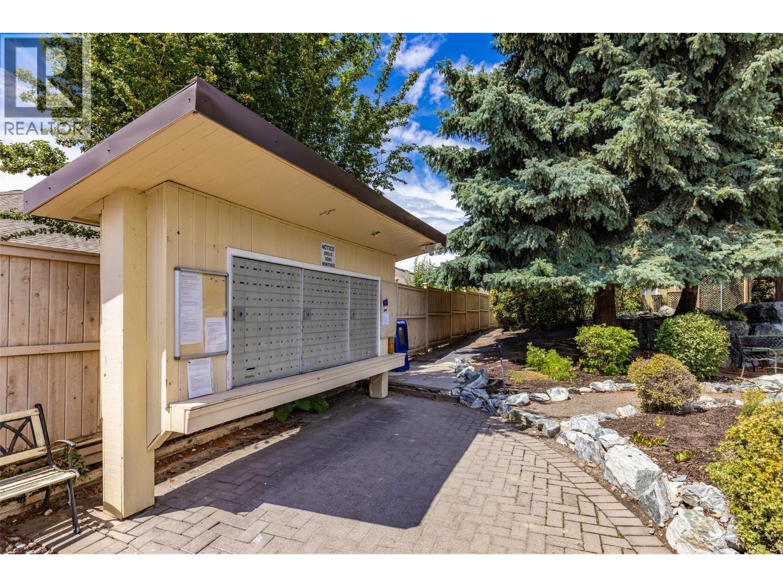 2210 LOUIE Drive Unit# 91