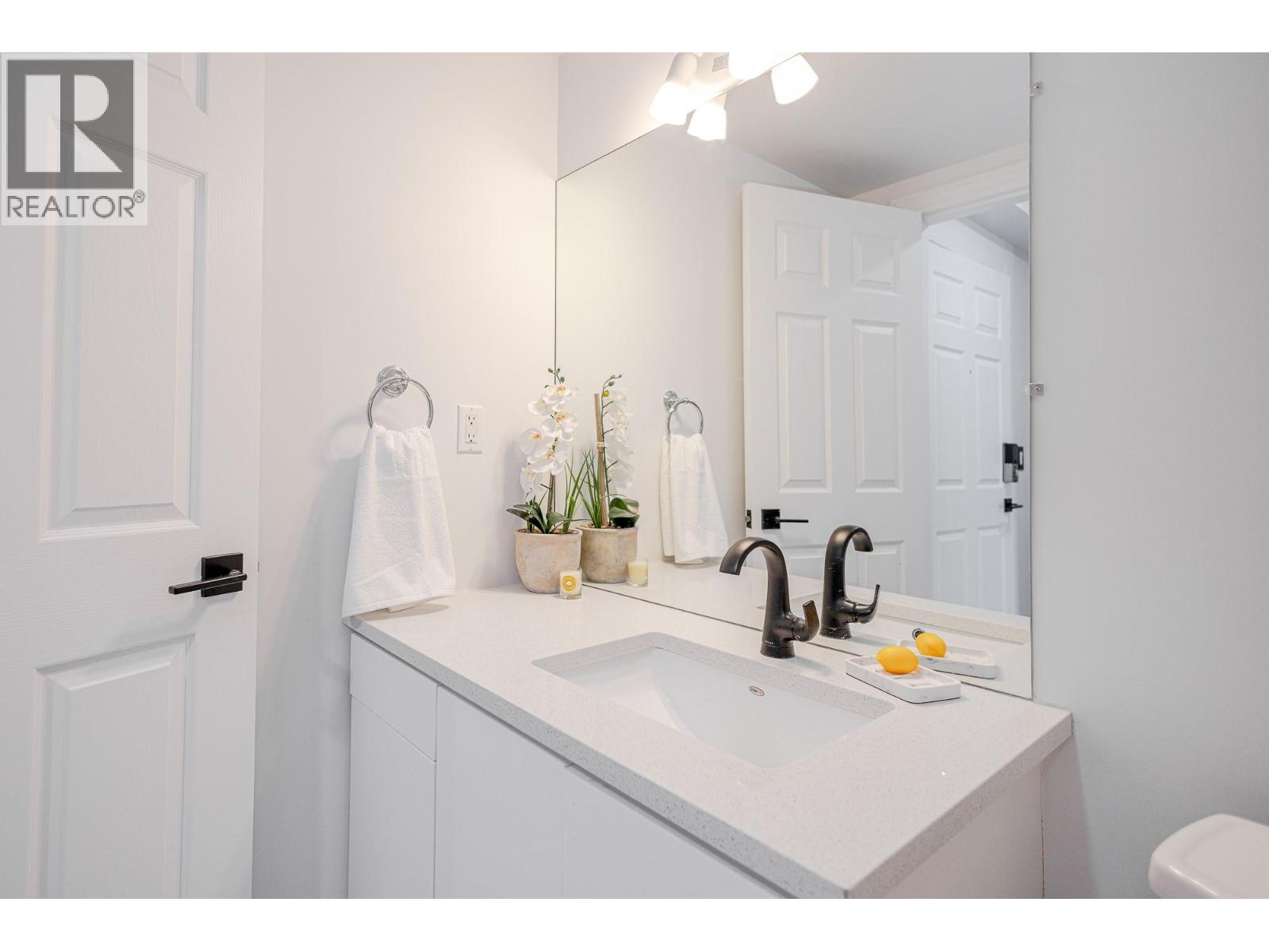 1088 Sunset Drive Unit# 427