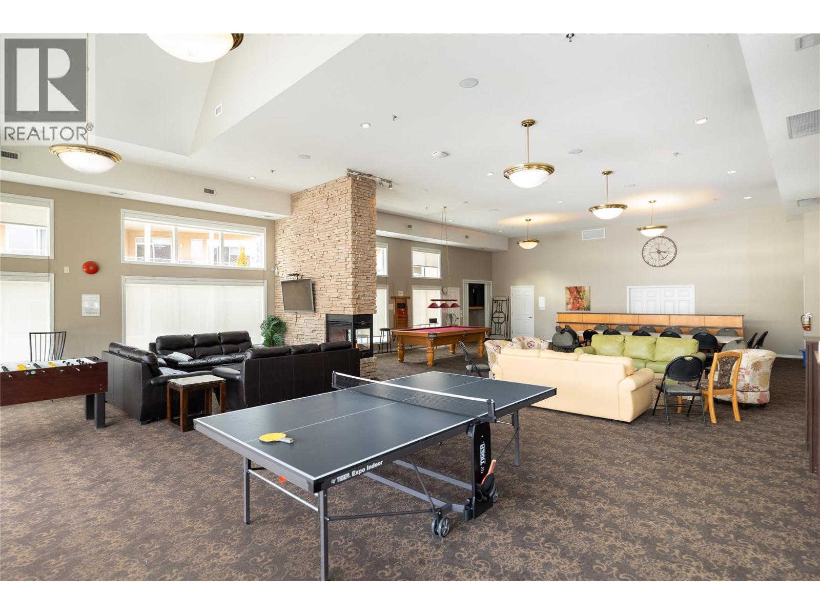 1088 Sunset Drive Unit# 427