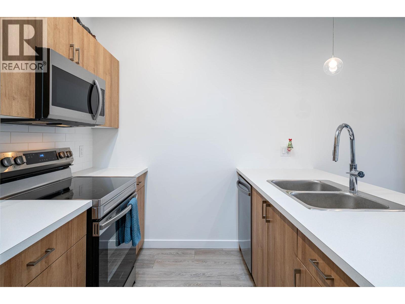 8900 Jim Bailey Road Unit# 206E