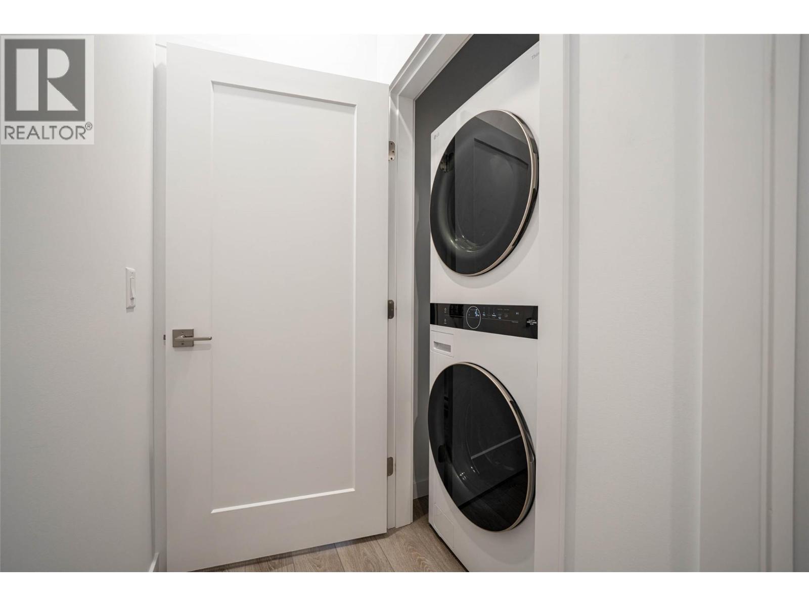 8900 Jim Bailey Road Unit# 206E