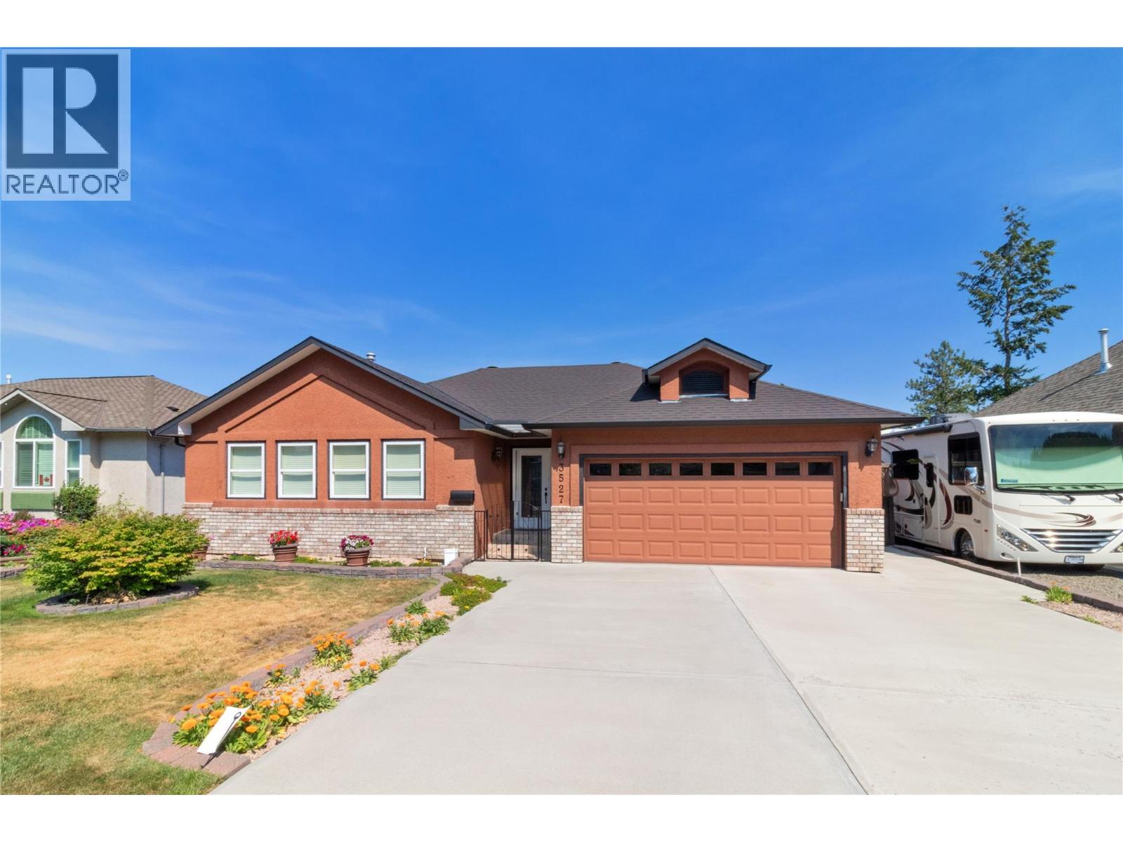 3527 Glen Eagles Drive