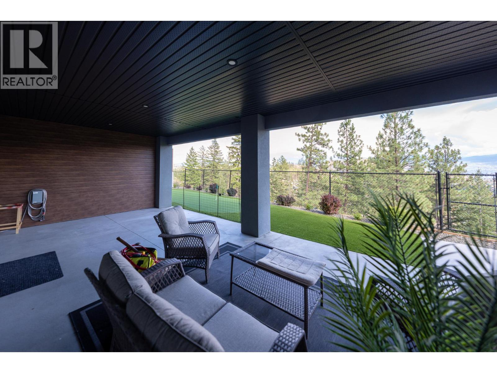 2505 Tallus Heights Drive