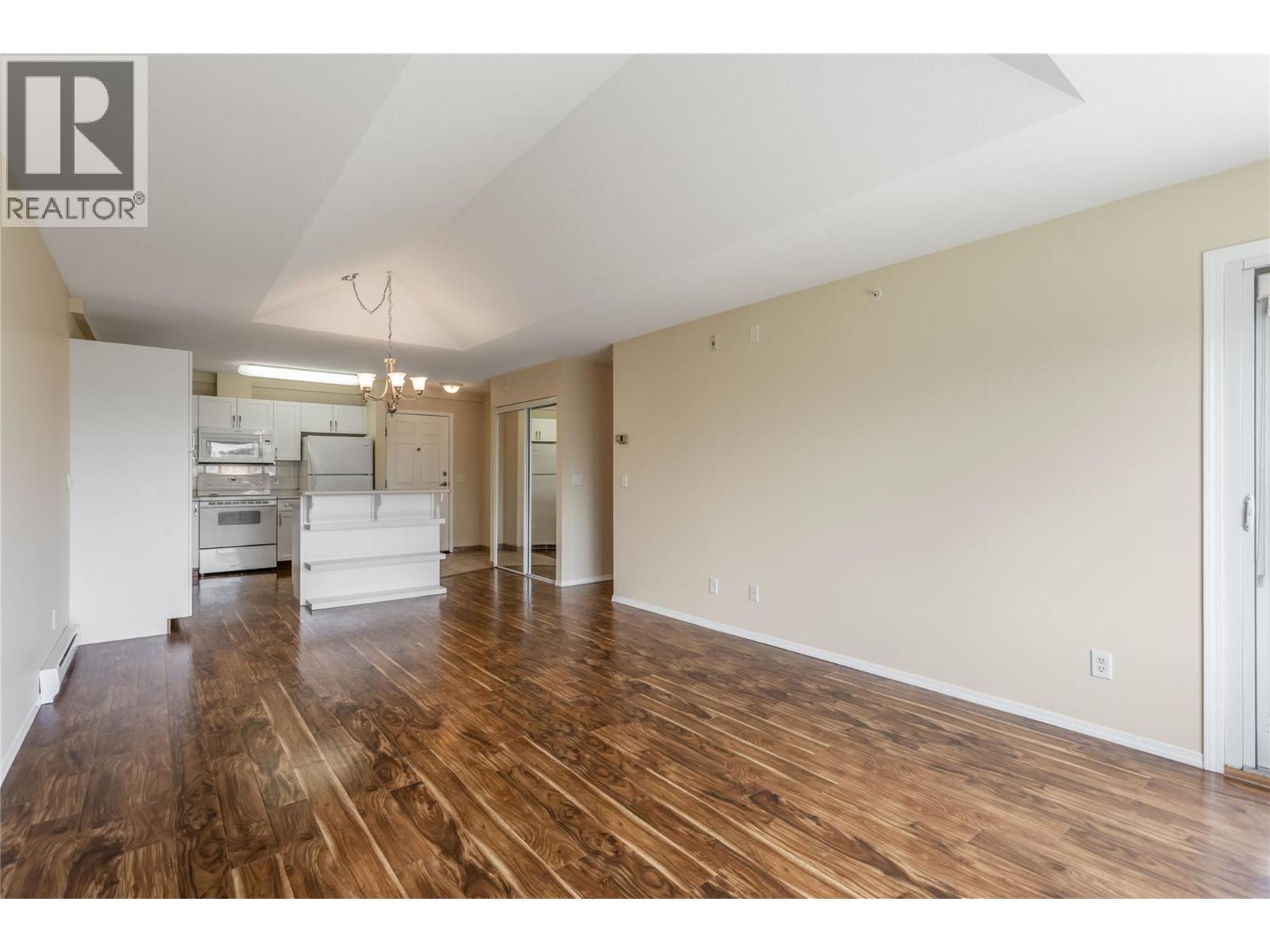 250 Dougall Road N Unit# 405
