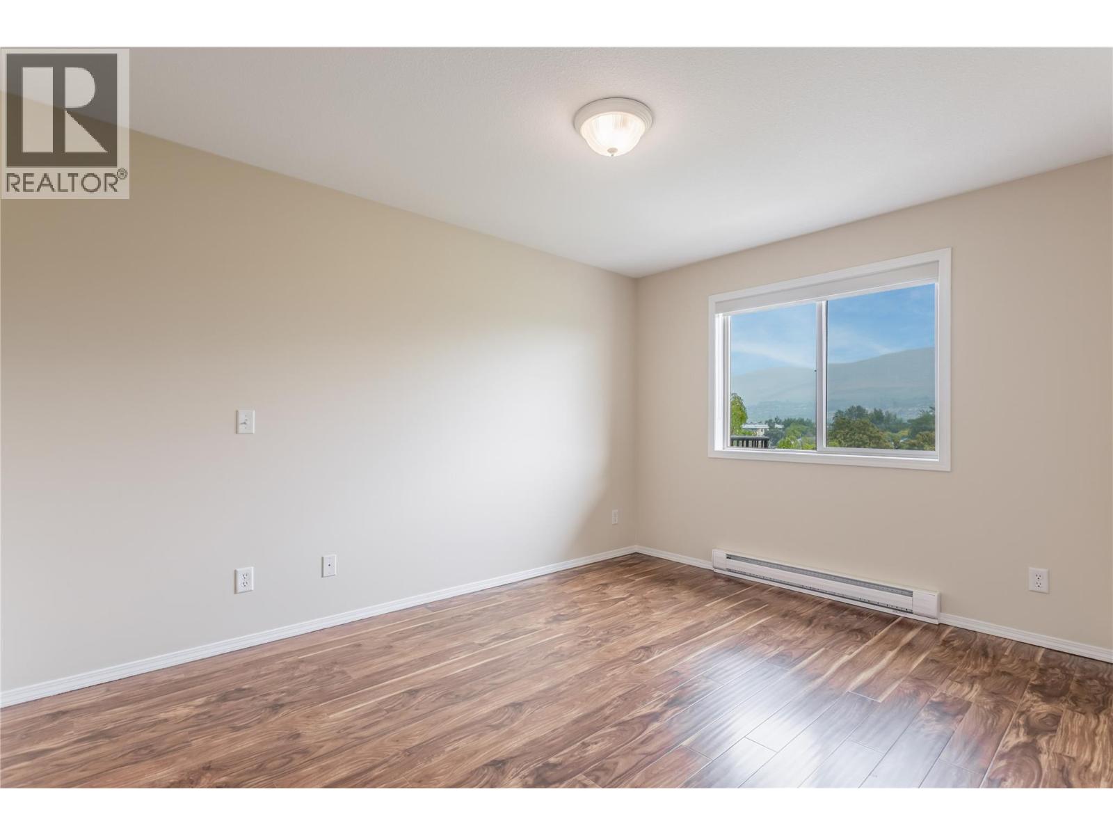 250 Dougall Road N Unit# 405
