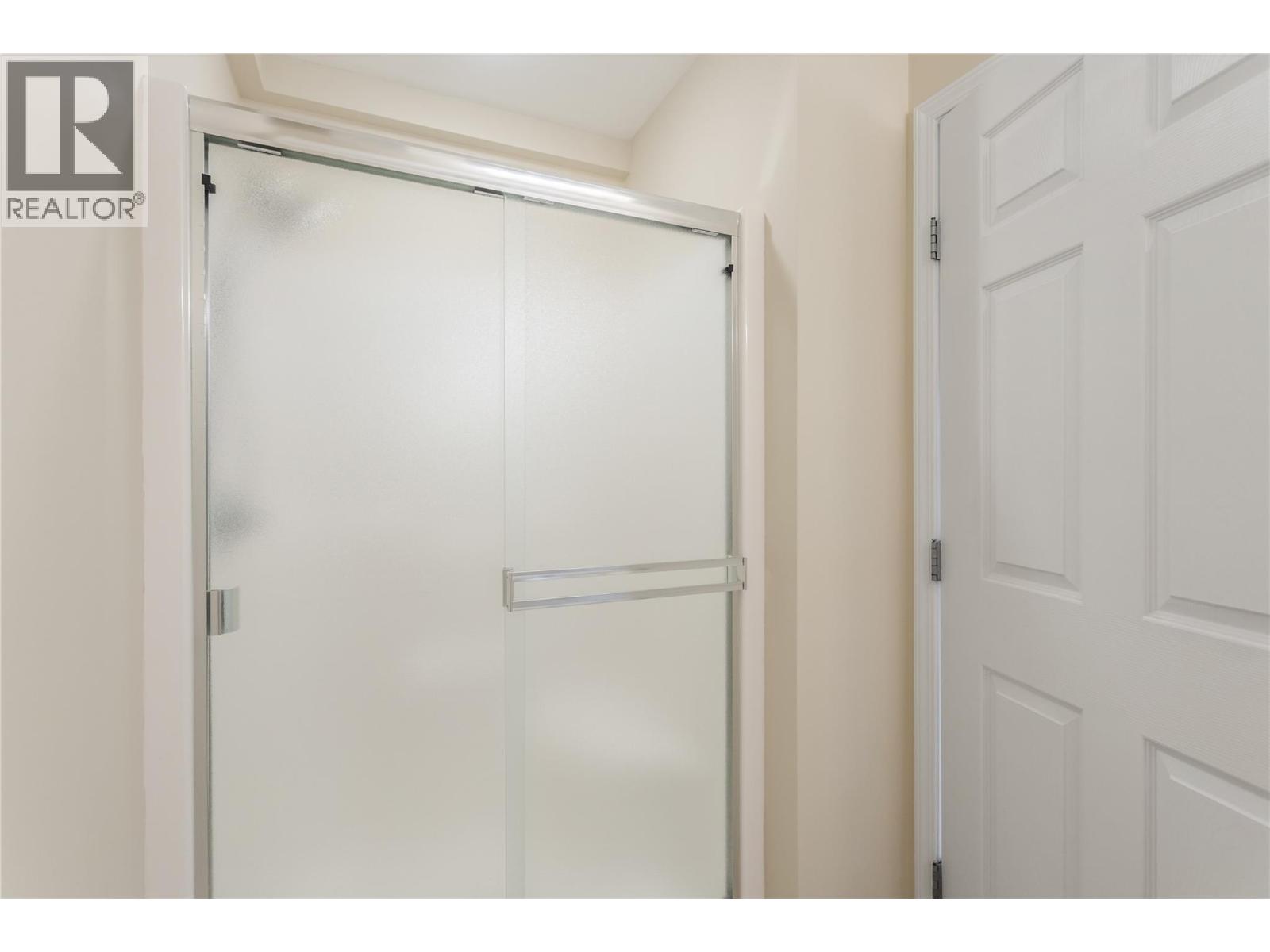 250 Dougall Road N Unit# 405