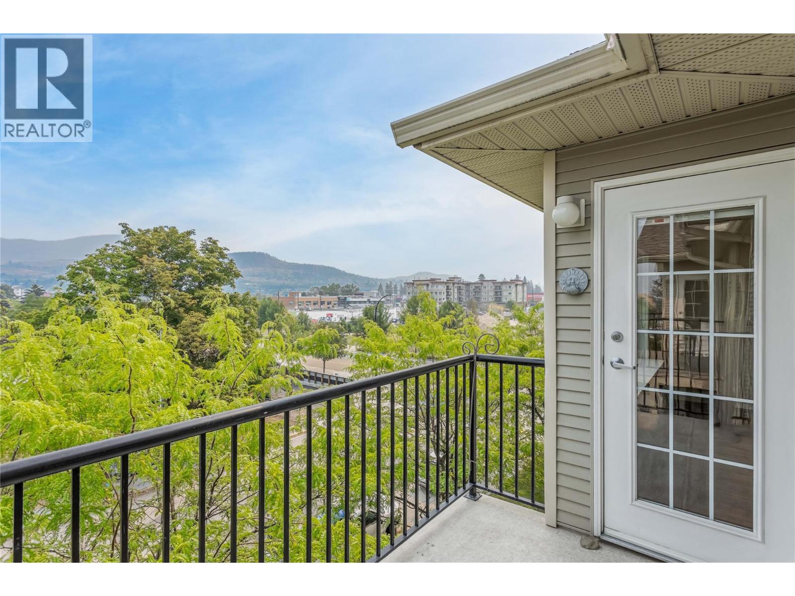 250 Dougall Road N Unit# 405