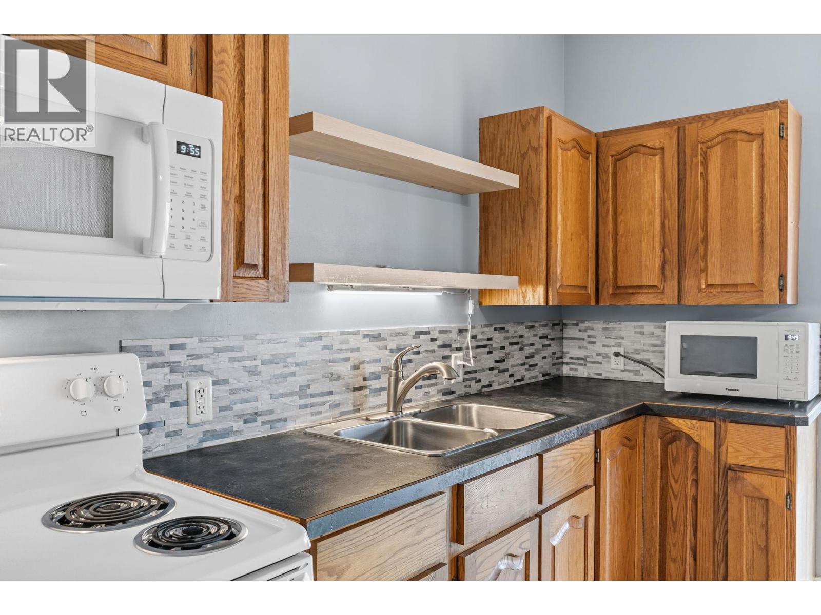 1108 Menu Road