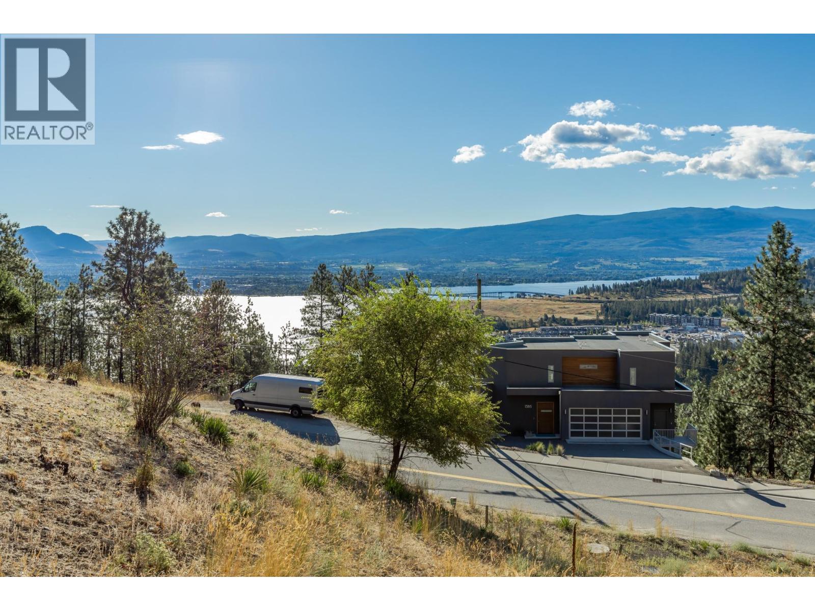 1386 Bear Creek Road