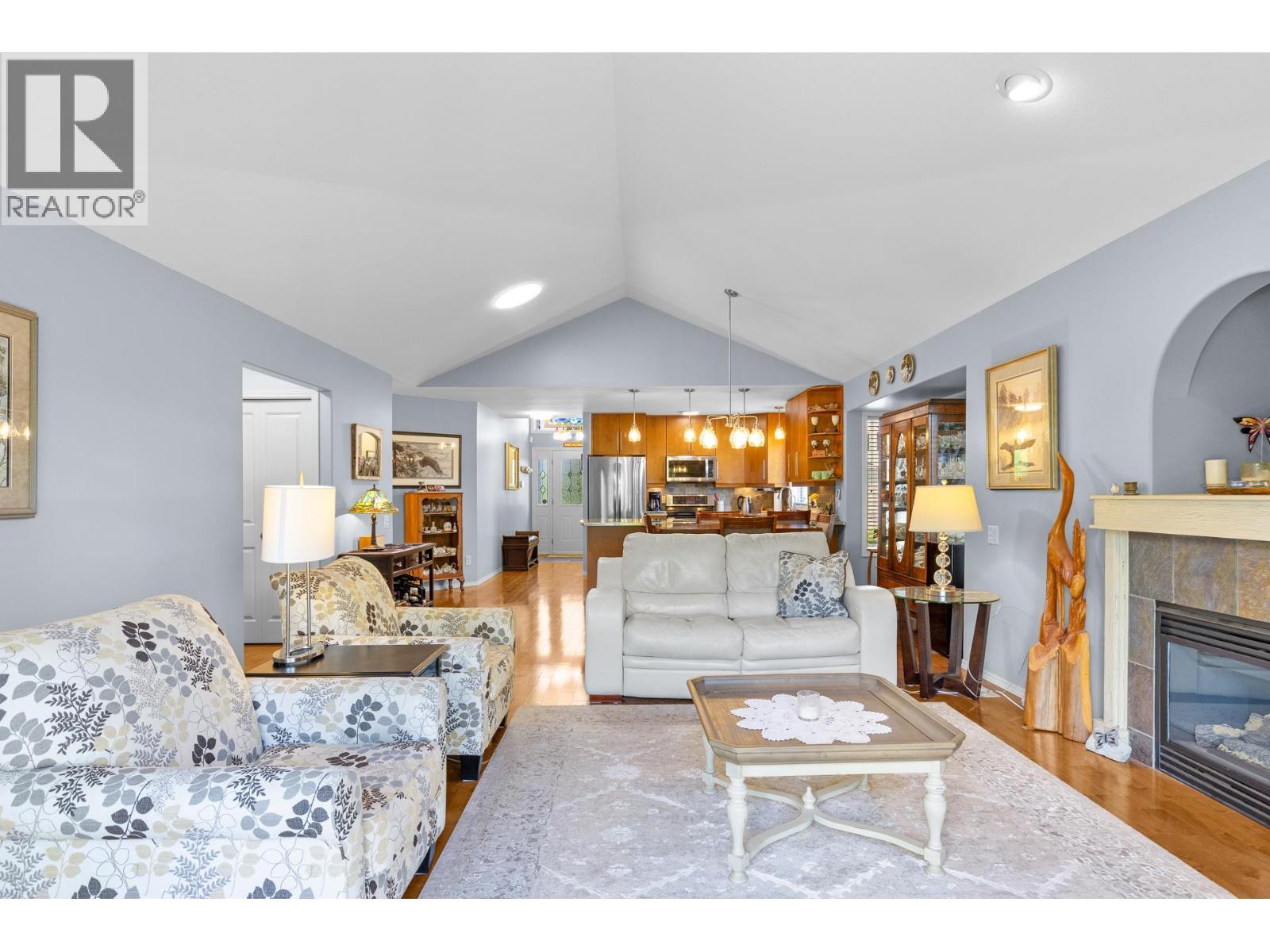 2100 Boucherie Road Unit# 10