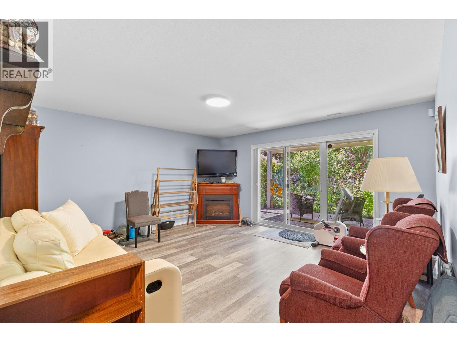 2100 Boucherie Road Unit# 10