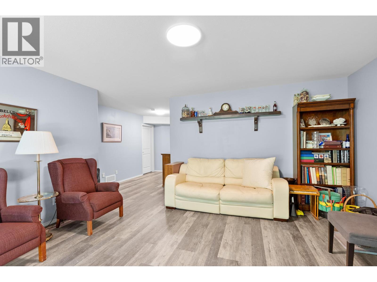 2100 Boucherie Road Unit# 10