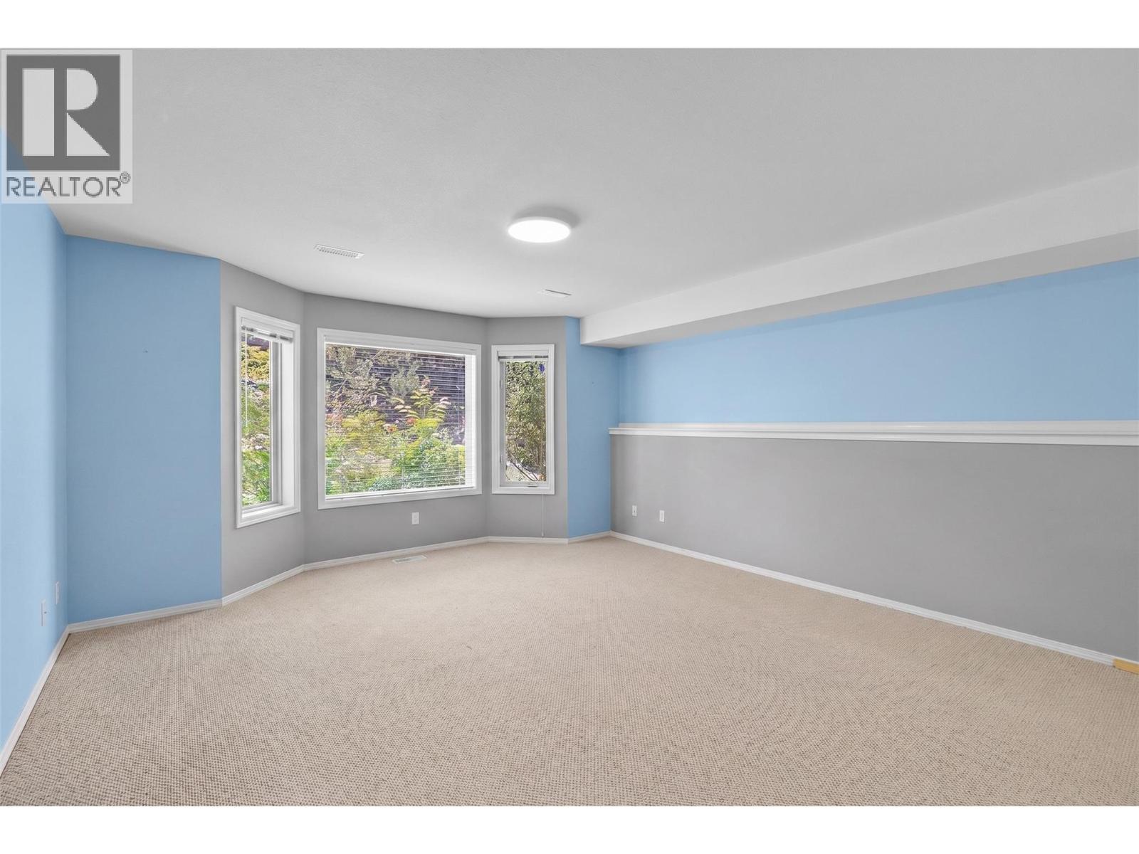2100 Boucherie Road Unit# 10