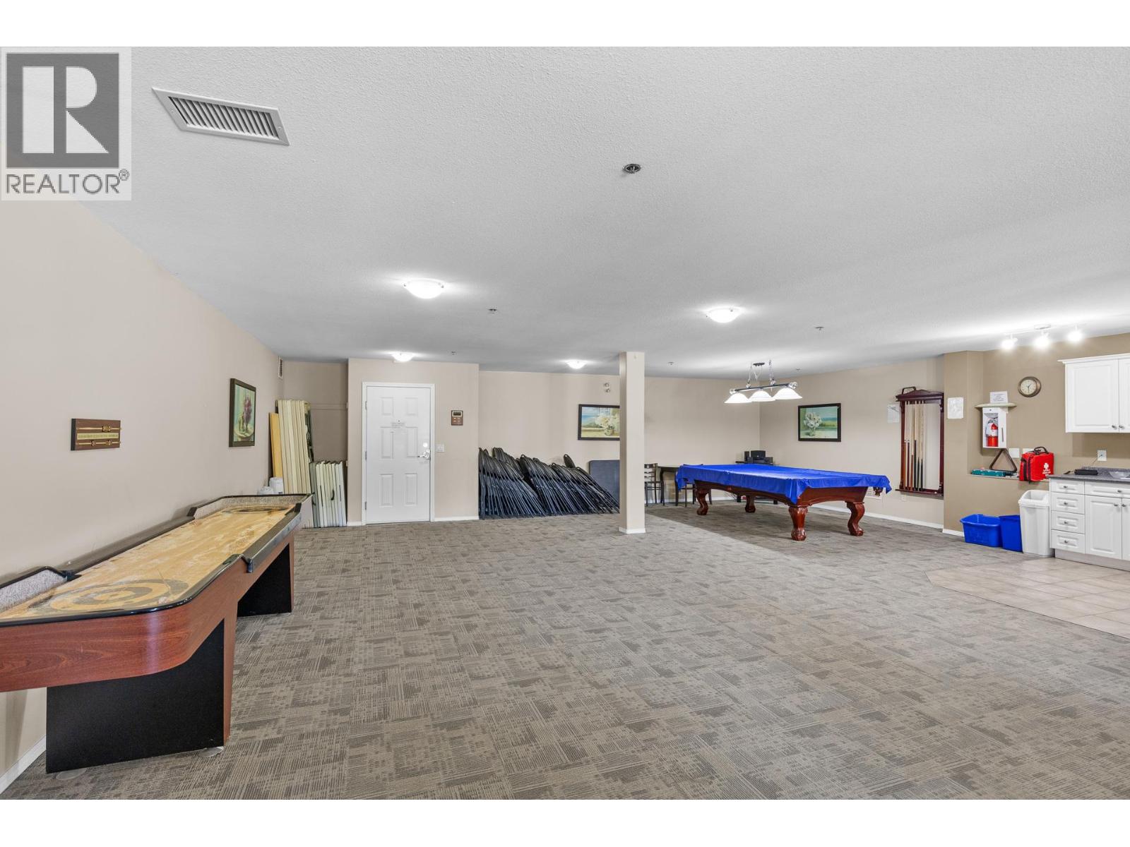 2100 Boucherie Road Unit# 10