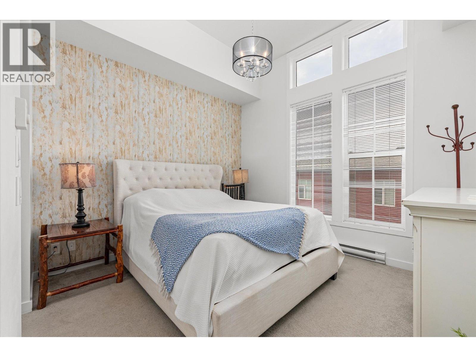1775 Chapman Place Unit# PH06